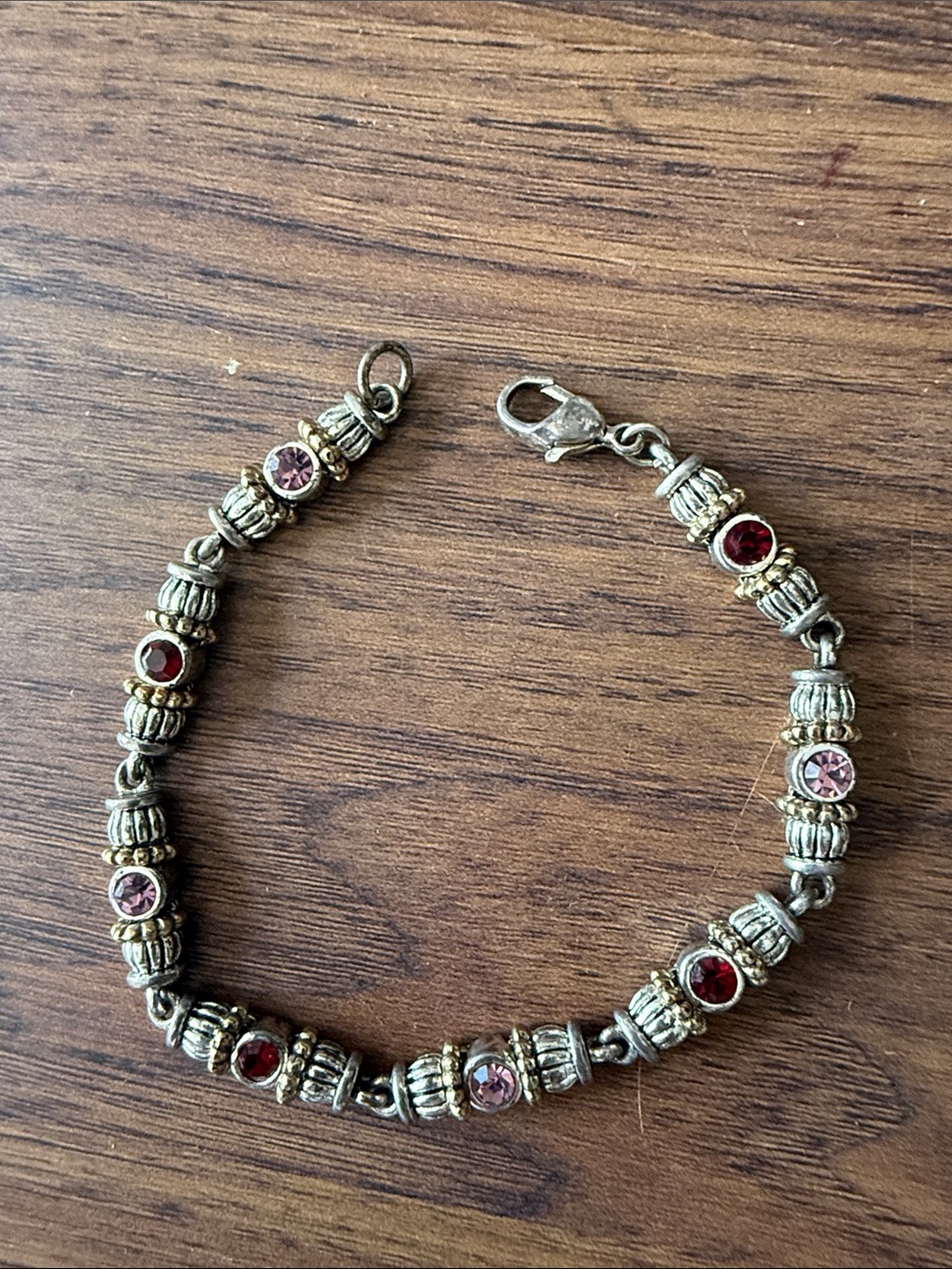 Vintage 2 Tone Bali Style Station Link Bracelet W/Bezel Set Pink & Red Stones.